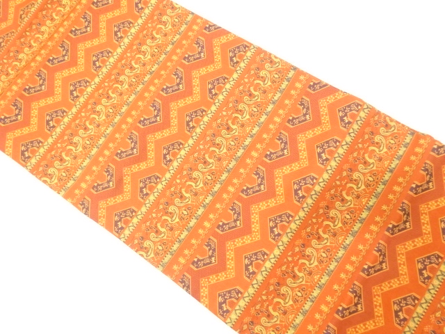 横段に向かい鳥・花・古典柄織り出し　名古屋帯